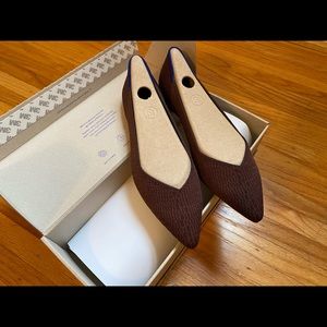 Rothy's Truffle Python Point Size 7 NWT